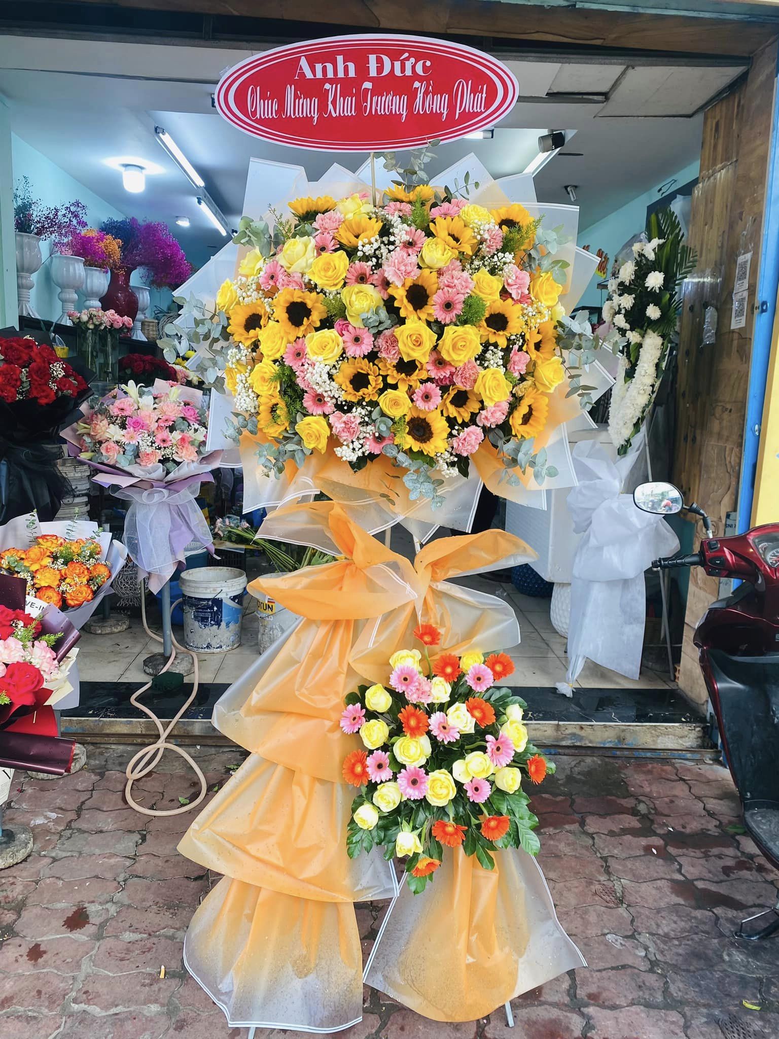 Kệ Hoa Khai Trương 004